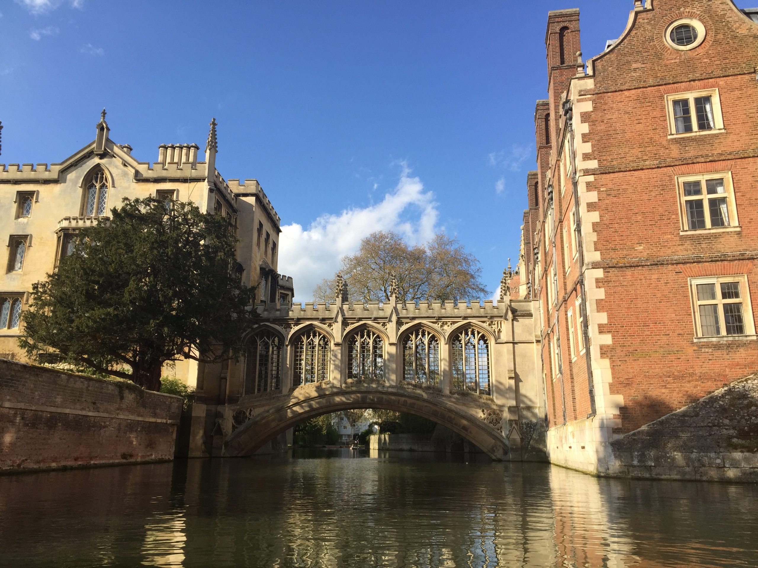 bridge-of-sighs-cambridge-uk-2021-11-29-17-51-20-utc